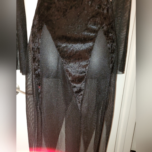 Sexy Witch Costume - Picture 3 of 6